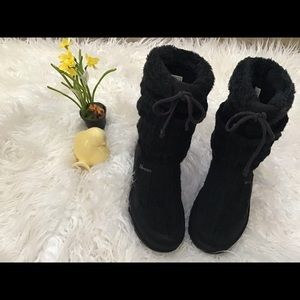 SKETCHERS COZY BOOTS FOR INDOOR OR OUT
